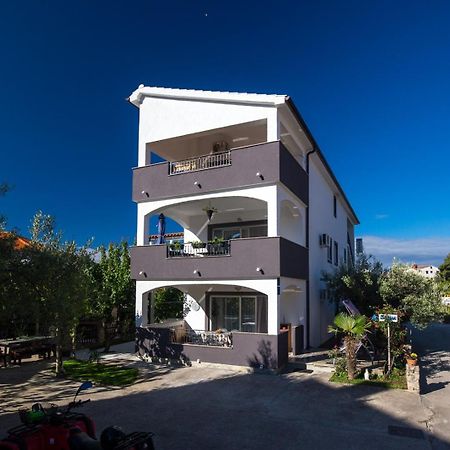 Charming Apartments Dodo Krk Town Exterior photo