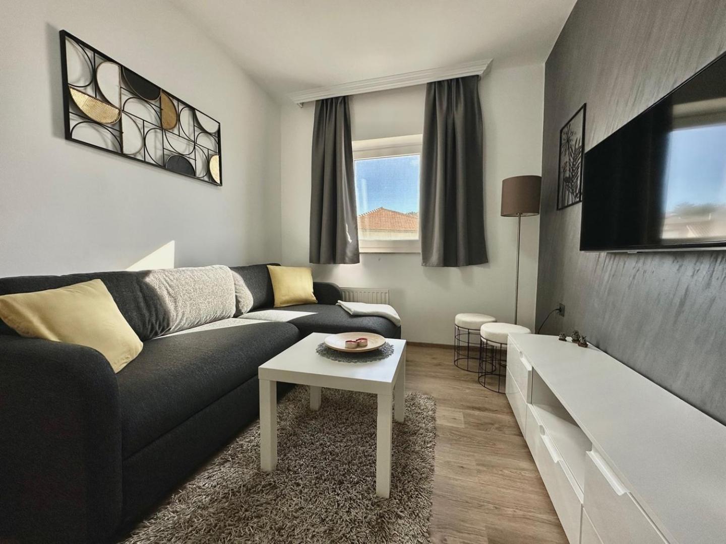 Charming Apartments Dodo Krk Town Exterior photo